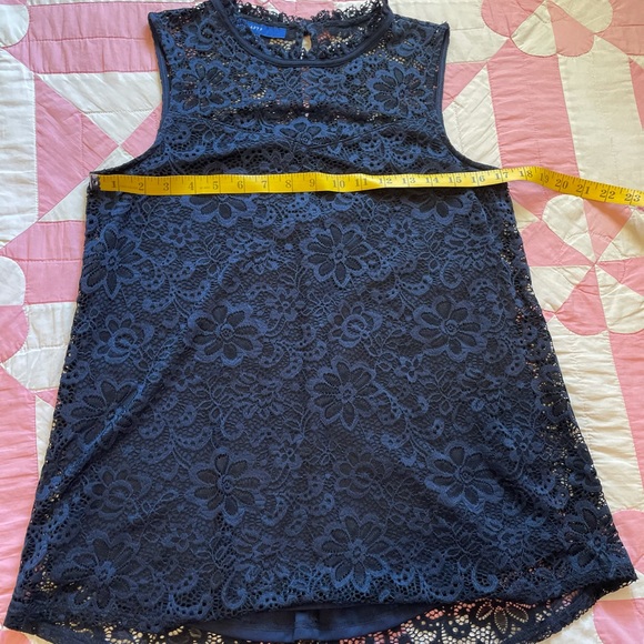 EUC Super cute tunic top - Picture 3 of 4